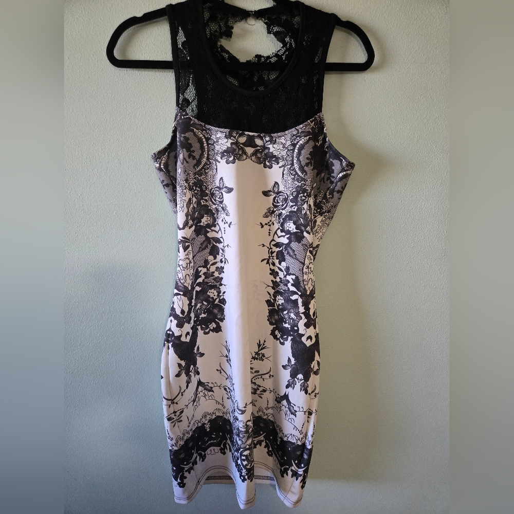 Stylish Monochrome Floral Lace Dress
